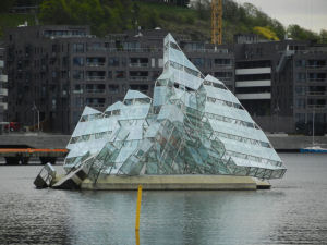 Skulptur bei der Oper